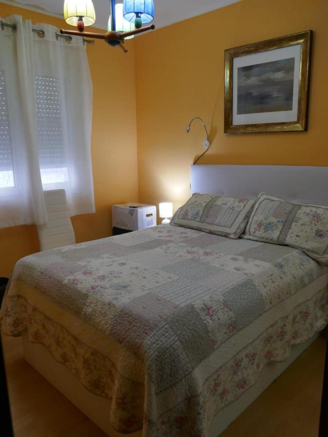 Habitaciones En Aviles Bagian luar foto
