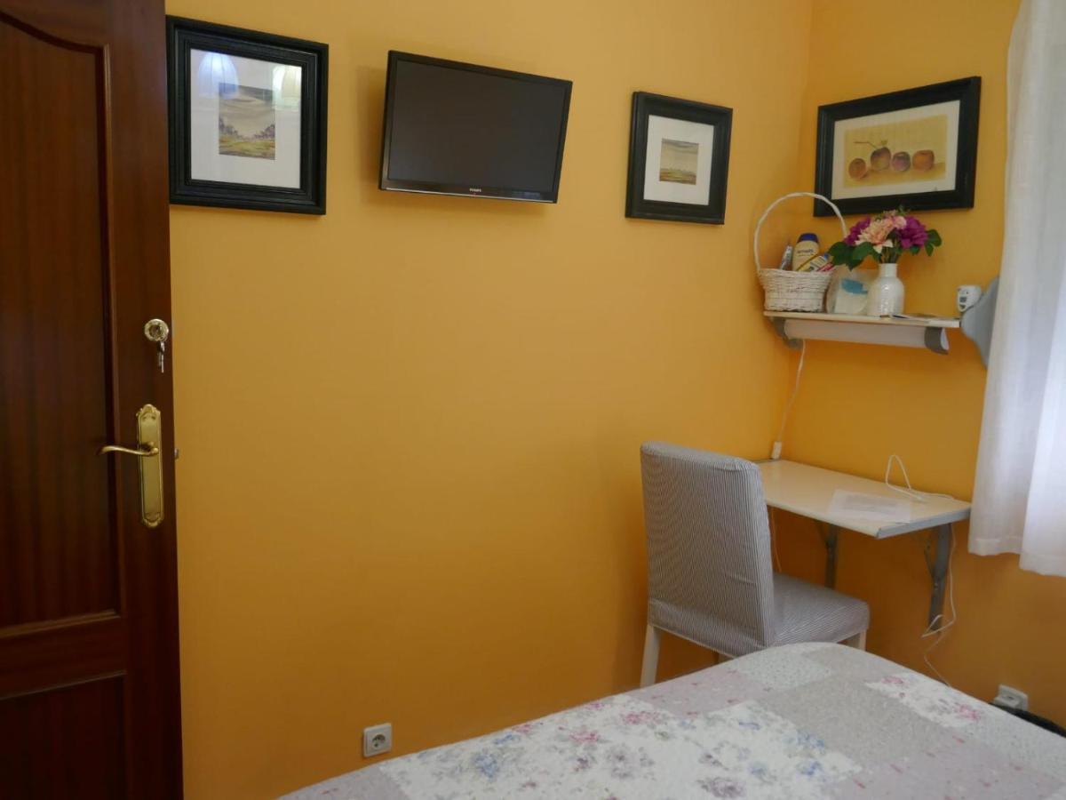 Habitaciones En Aviles Bagian luar foto